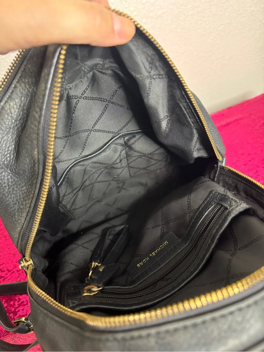 MICHAEL KORS 🖤 Pebbled Black Leather Backpack, Gold Hardware, 3 compartments